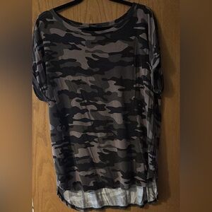 Camo Print Short Sleeve Tee - Black & Gray